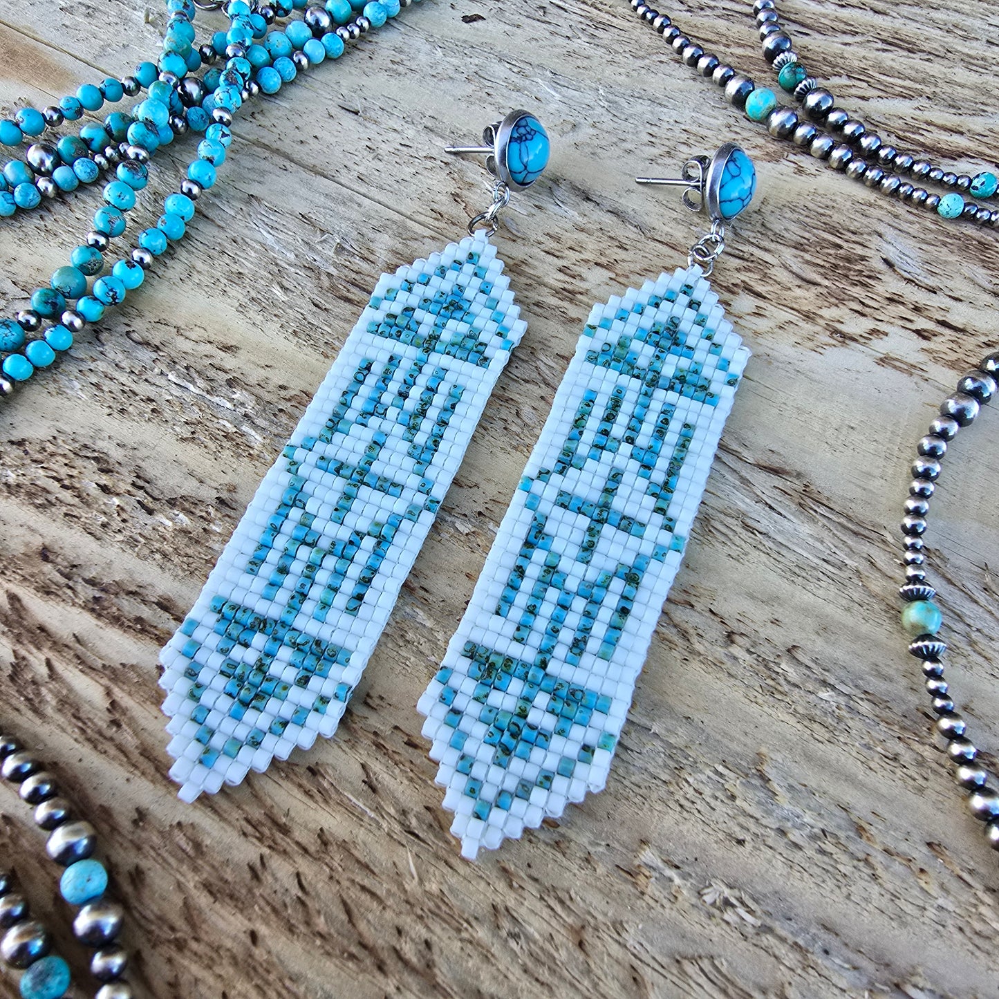 Beaded Cinch Earrings "Turquoise Picasso"