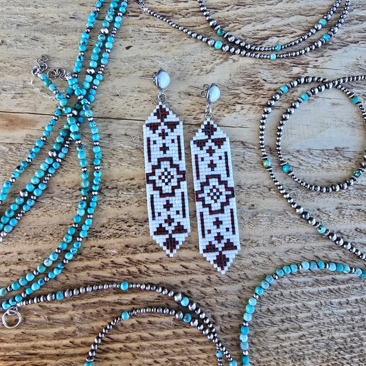 Beaded Cinch Earrings "Mottled Red"