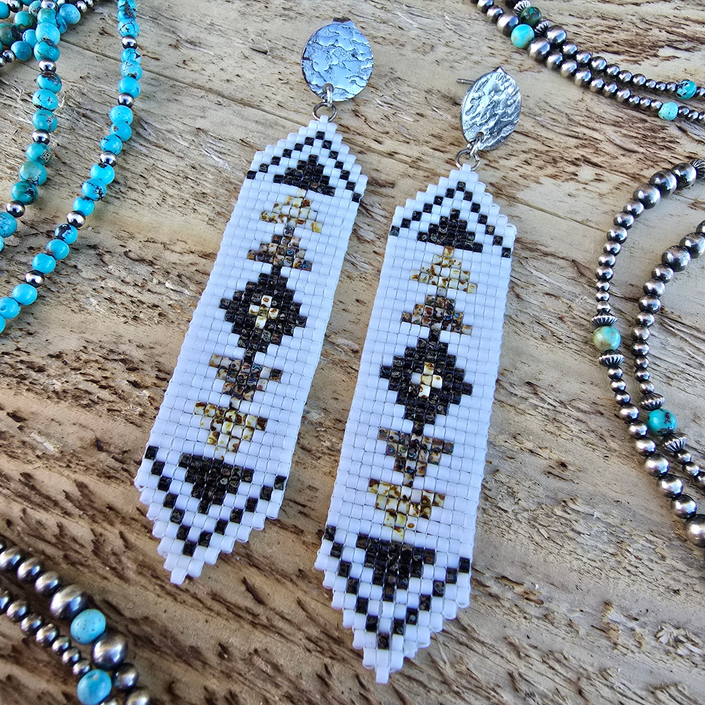 Beaded Cinch Earrings "Picasso"