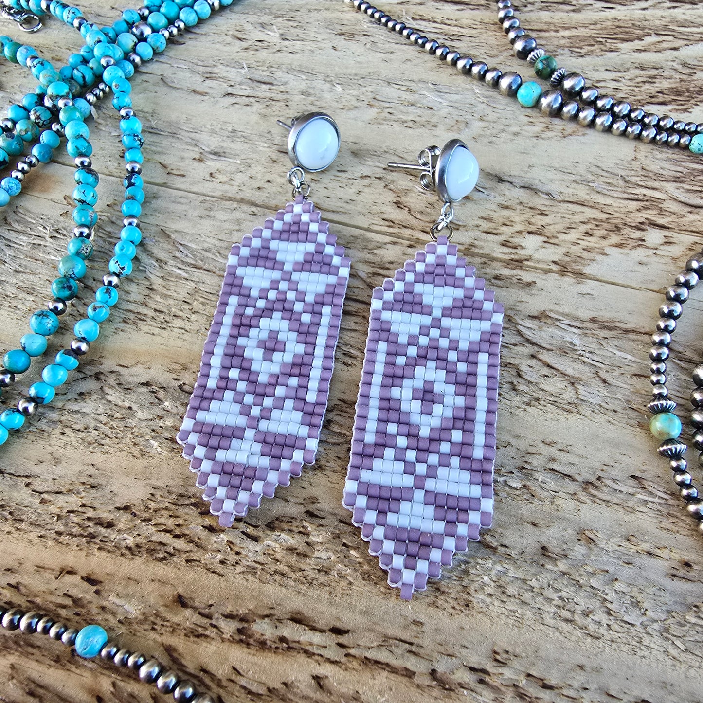 Mini Cinch Beaded Earrings "Pale Purple"