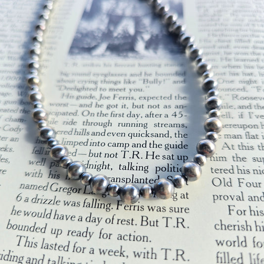 Navajo Pearl Bubble Necklace (17.75")